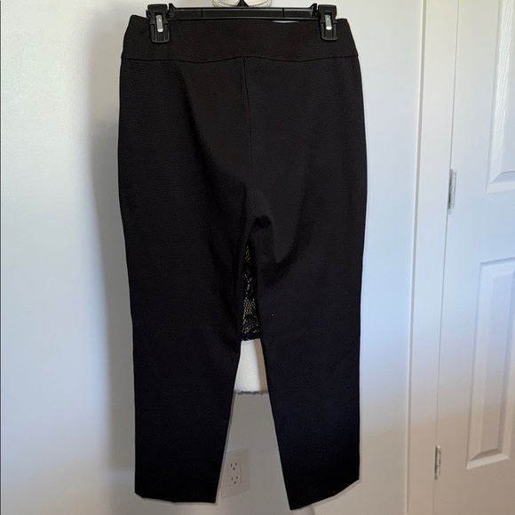 Classic Black Women's Pants - Picture 4 of 6